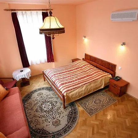 Pawlovnia Szálloda