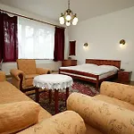 Pawlovnia Otel 3*
