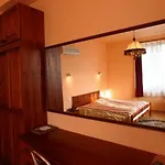 Pawlovnia Otel 3*